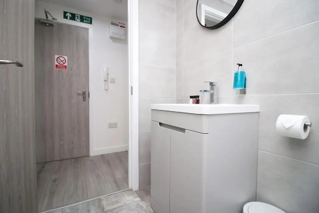 A Stylish - 1 Bedroom Flat Cardiff Apartment